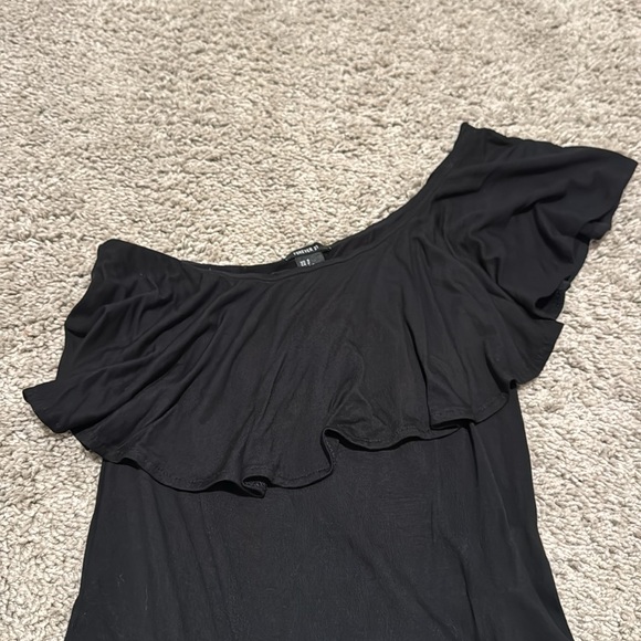 Forever 21 one shoulder ruffle bodysuit- Size Small - Picture 3 of 7